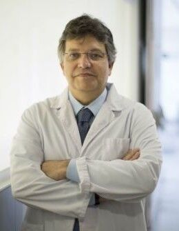 Doctor arthrologist Dio Lahera León